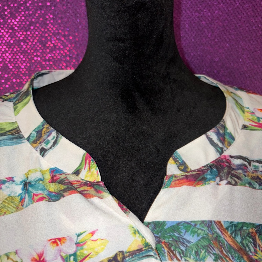 Avenue 14/16 Tropical Stripe Tie Front Blouse Plus Size - Picture 5 of 12